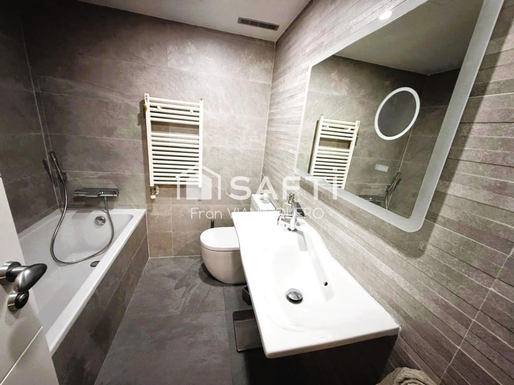 4 soveværelse Villa til salg i Sant Andreu de Llavaneres med garage - € 615.000 (Ref: 9524122)