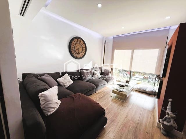 4 soveværelse Villa til salg i Sant Andreu de Llavaneres med garage - € 615.000 (Ref: 9524122)