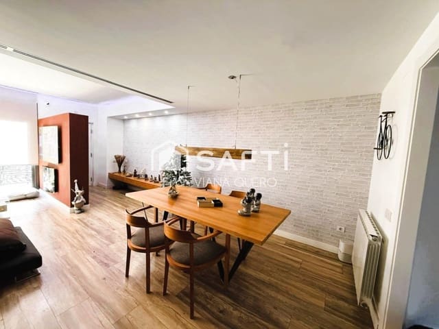 4 soveværelse Villa til salg i Sant Andreu de Llavaneres med garage - € 615.000 (Ref: 9524122)