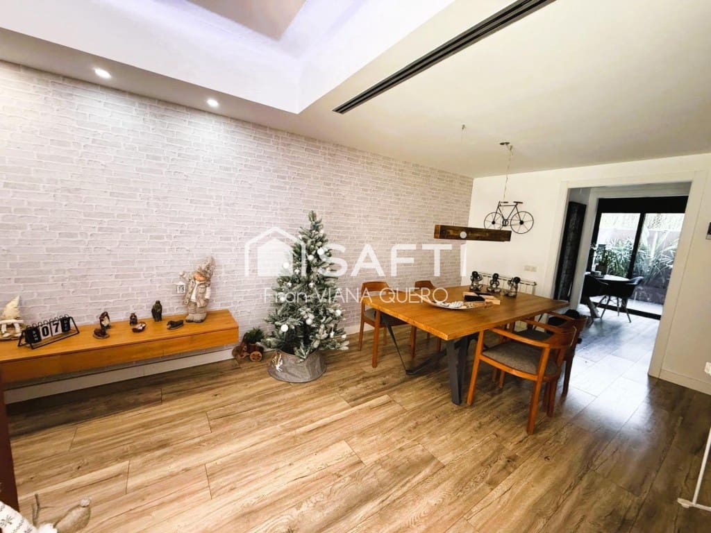 4 soveværelse Villa til salg i Sant Andreu de Llavaneres med garage - € 615.000 (Ref: 9524122)