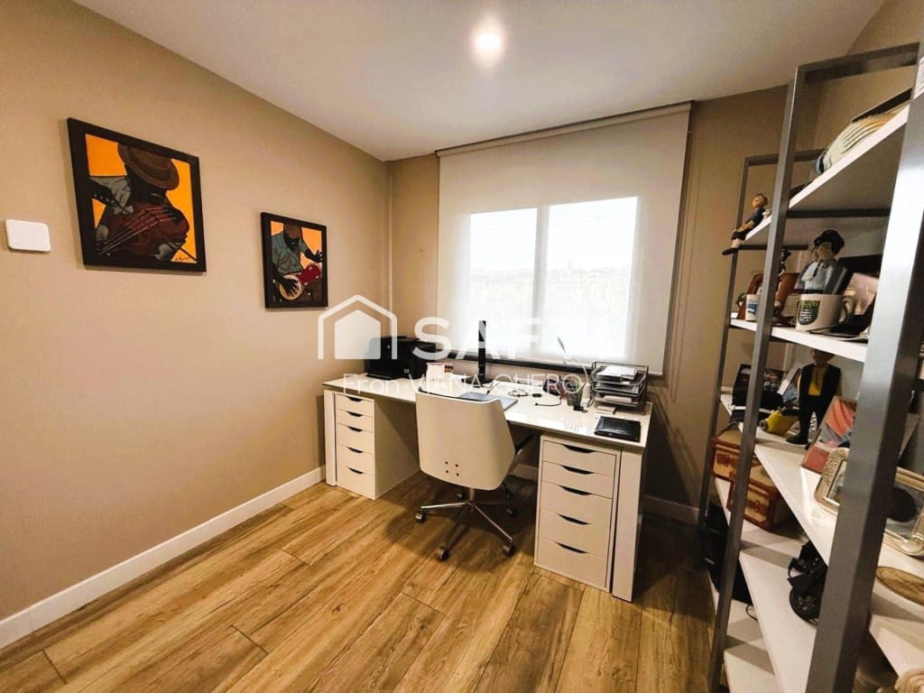 4 soveværelse Villa til salg i Sant Andreu de Llavaneres med garage - € 615.000 (Ref: 9524122)