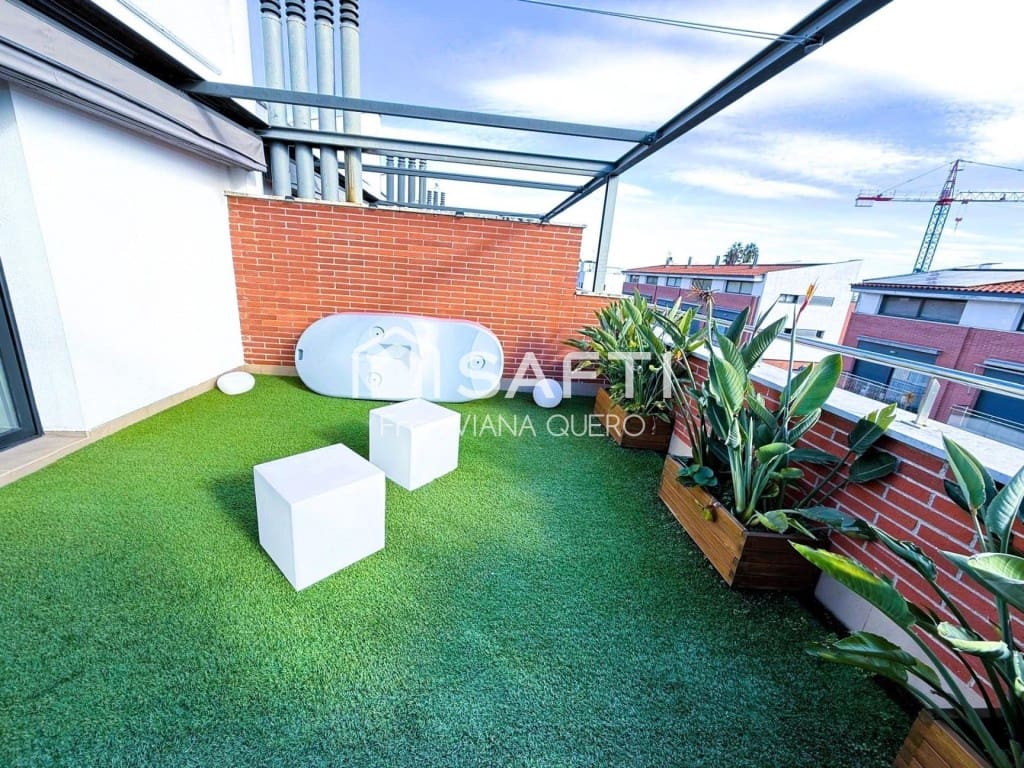 4 soveværelse Villa til salg i Sant Andreu de Llavaneres med garage - € 615.000 (Ref: 9524122)