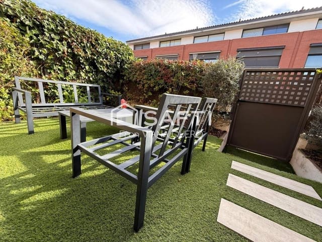 4 soveværelse Villa til salg i Sant Andreu de Llavaneres med garage - € 615.000 (Ref: 9524122)