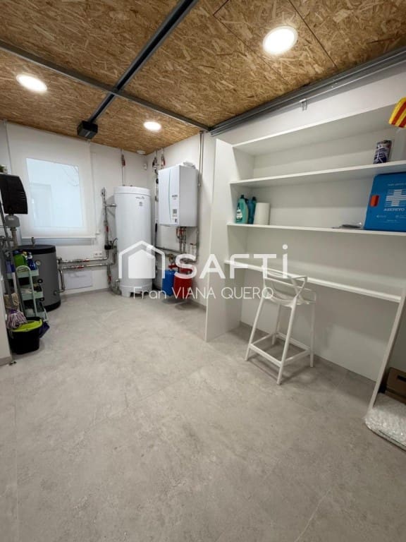 3 bedroom Villa for sale in Pineda de Mar with pool garage - € 679,000 (Ref: 9524123)