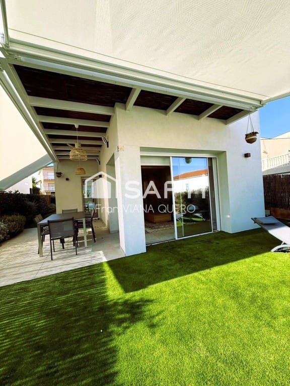 3 bedroom Villa for sale in Pineda de Mar with pool garage - € 679,000 (Ref: 9524123)