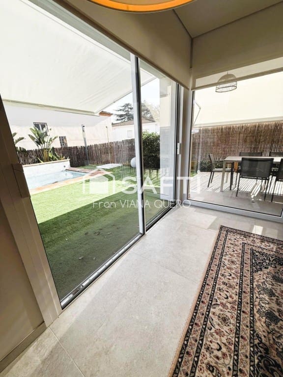 3 bedroom Villa for sale in Pineda de Mar with pool garage - € 679,000 (Ref: 9524123)