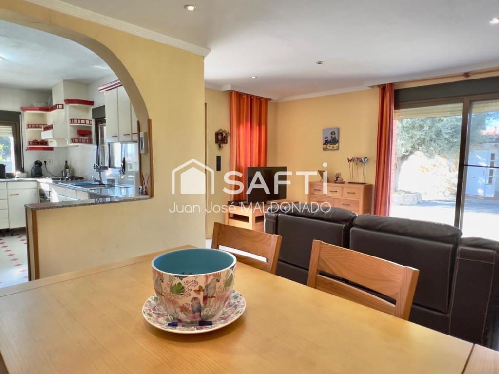 3 bedroom Villa for sale in Benicarlo - € 198,000 (Ref: 9524125)