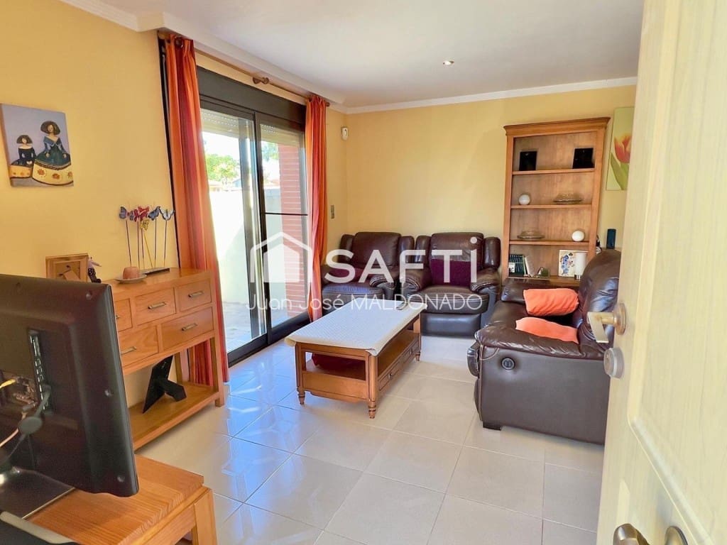 3 bedroom Villa for sale in Benicarlo - € 198,000 (Ref: 9524125)