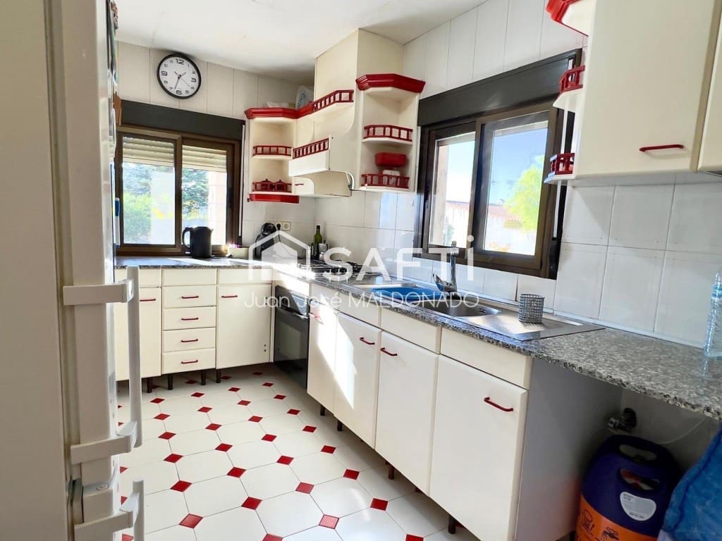 3 bedroom Villa for sale in Benicarlo - € 198,000 (Ref: 9524125)