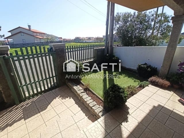 3 soveværelse Villa til salg i Ribeira med garage - € 300.000 (Ref: 9524129)