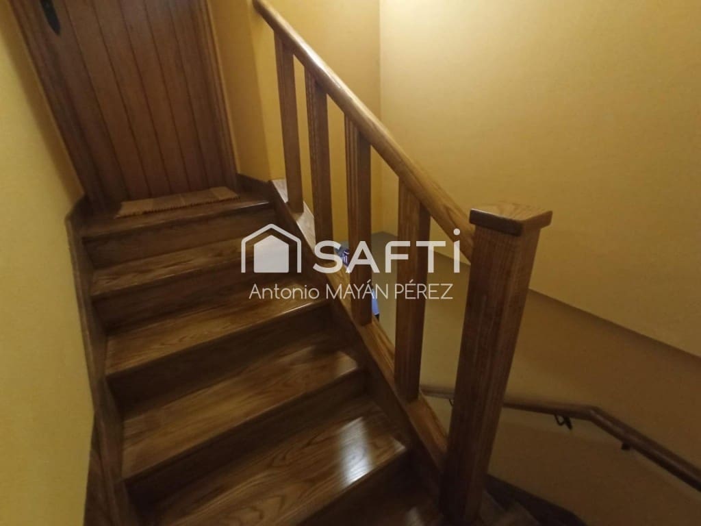 3 soveværelse Villa til salg i Ribeira med garage - € 300.000 (Ref: 9524129)