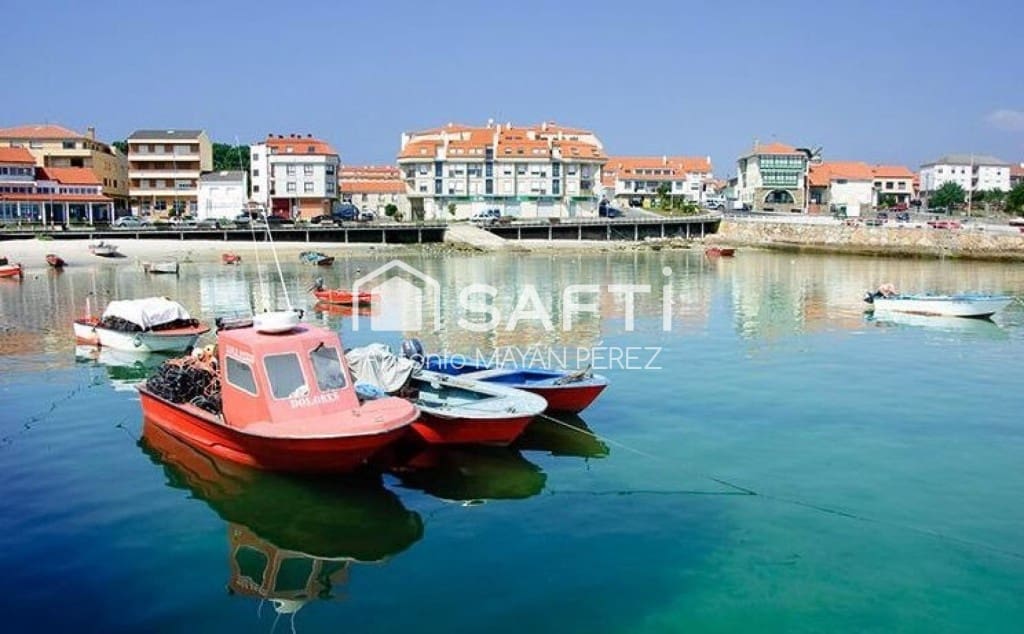 3 soveværelse Villa til salg i Ribeira med garage - € 300.000 (Ref: 9524129)