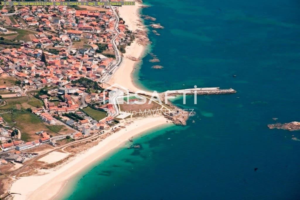 5 soveværelse Villa til salg i Ribeira med garage - € 269.000 (Ref: 9524130)