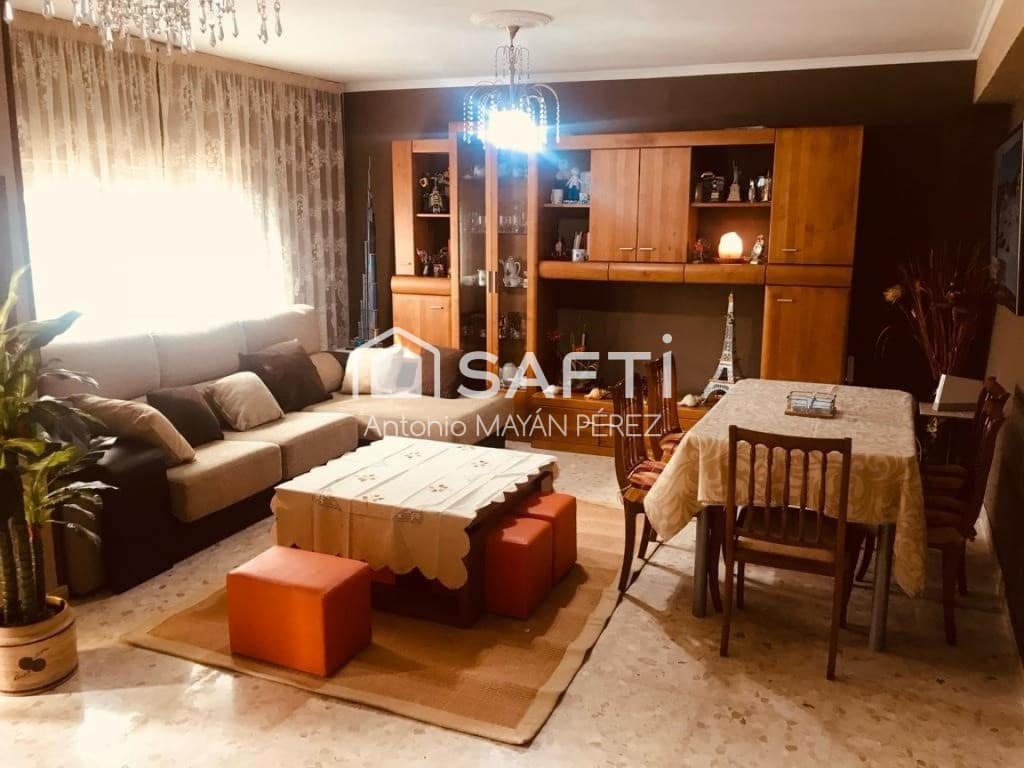 5 soveværelse Villa til salg i Ribeira med garage - € 269.000 (Ref: 9524130)