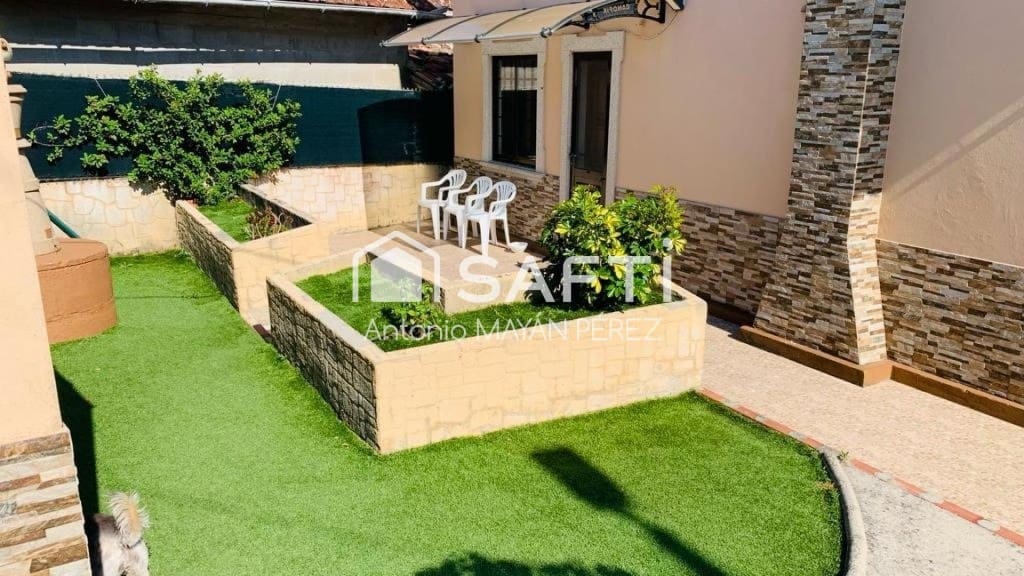 5 soveværelse Villa til salg i Ribeira med garage - € 269.000 (Ref: 9524130)