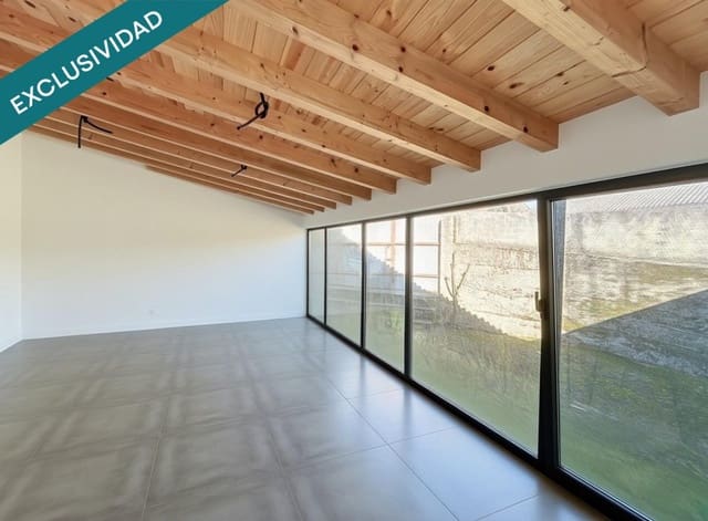 7 soveværelse Villa til salg i Ames med garage - € 245.000 (Ref: 9524131)