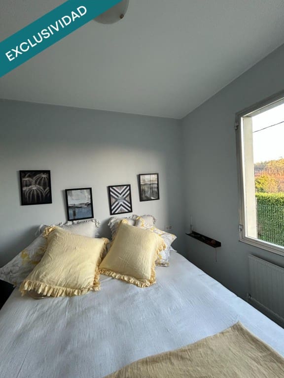 7 soveværelse Villa til salg i Ames med garage - € 245.000 (Ref: 9524131)