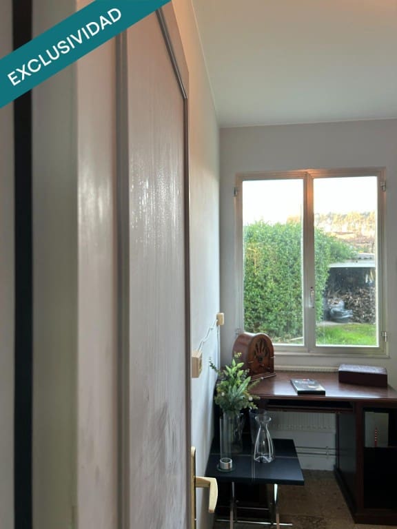 7 soveværelse Villa til salg i Ames med garage - € 245.000 (Ref: 9524131)