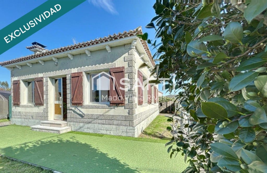 7 soveværelse Villa til salg i Ames med garage - € 245.000 (Ref: 9524131)