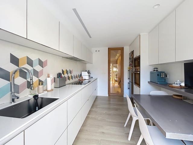 4 quarto Moradia em Banda para venda em Ames com piscina - 372 000 € (Ref: 9524132)