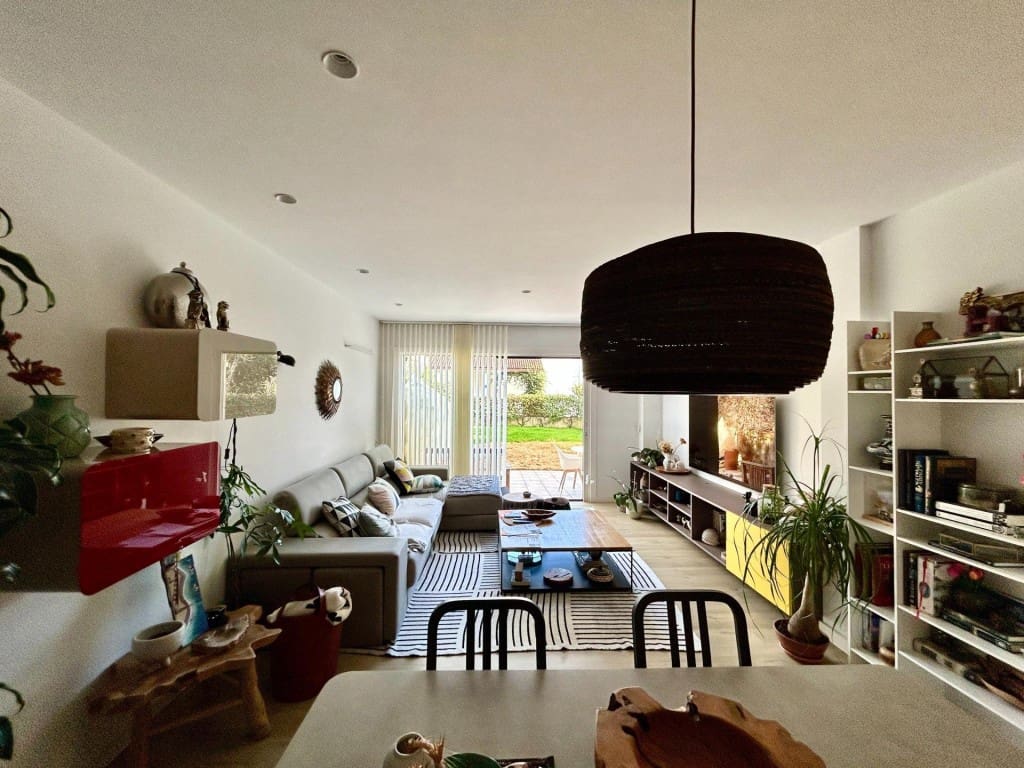 4 quarto Moradia em Banda para venda em Ames com piscina - 372 000 € (Ref: 9524132)