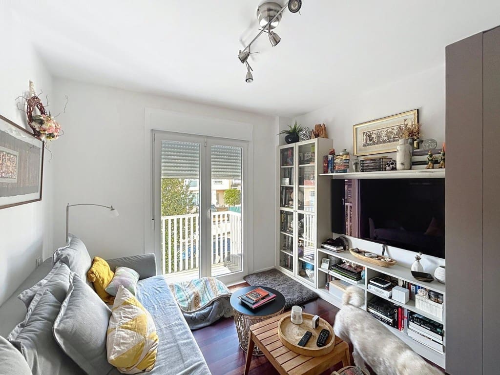 4 quarto Moradia em Banda para venda em Ames com piscina - 372 000 € (Ref: 9524132)