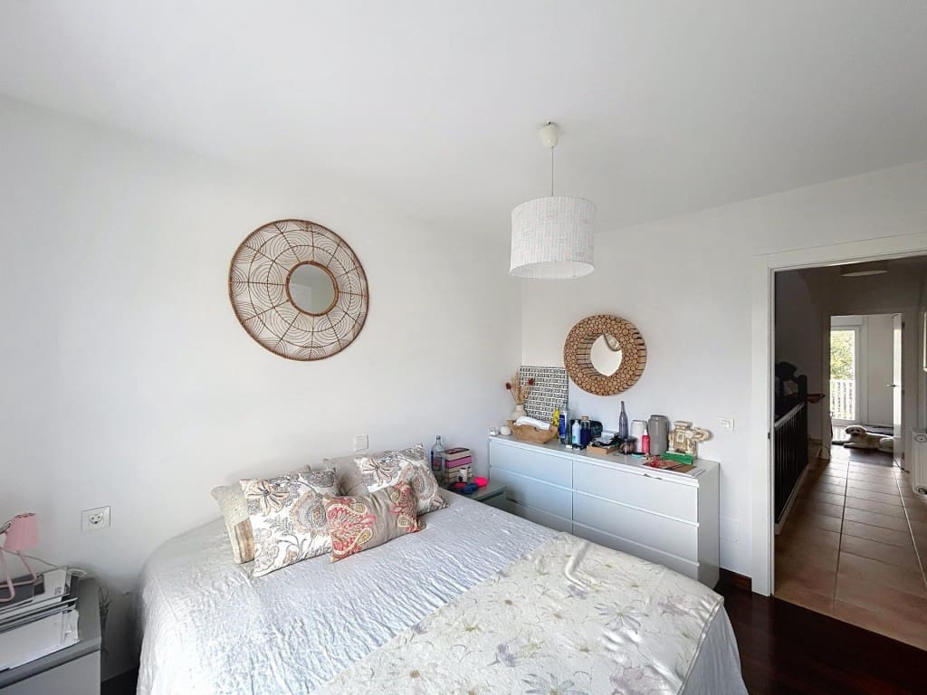 4 quarto Moradia em Banda para venda em Ames com piscina - 372 000 € (Ref: 9524132)