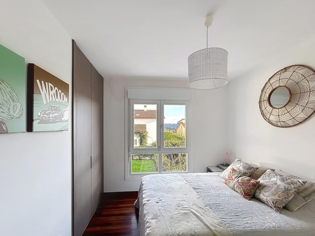 4 quarto Moradia em Banda para venda em Ames com piscina - 372 000 € (Ref: 9524132)