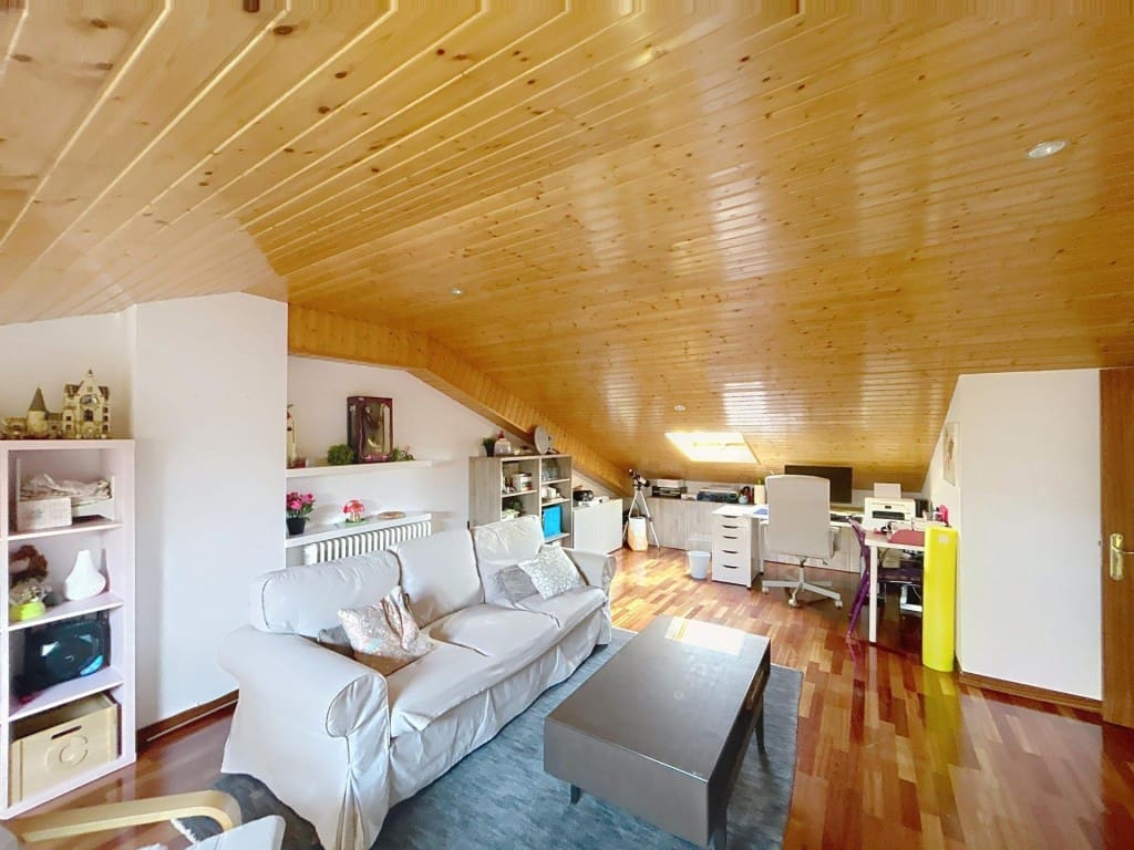 4 quarto Moradia em Banda para venda em Ames com piscina - 372 000 € (Ref: 9524132)