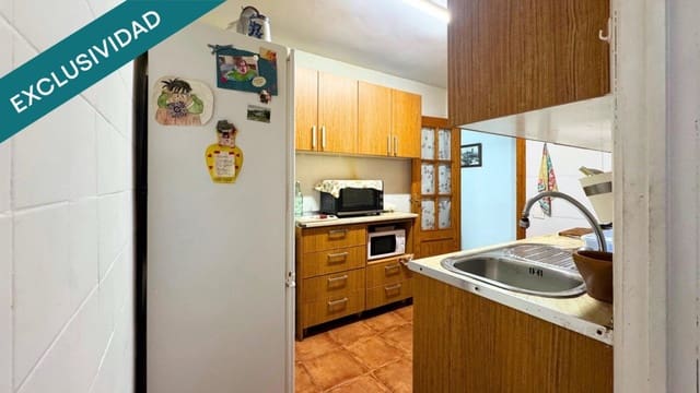 3 bedroom Apartment for sale in Carolinas Altas, Alicante / Alacant city - € 159,000 (Ref: 9524137)