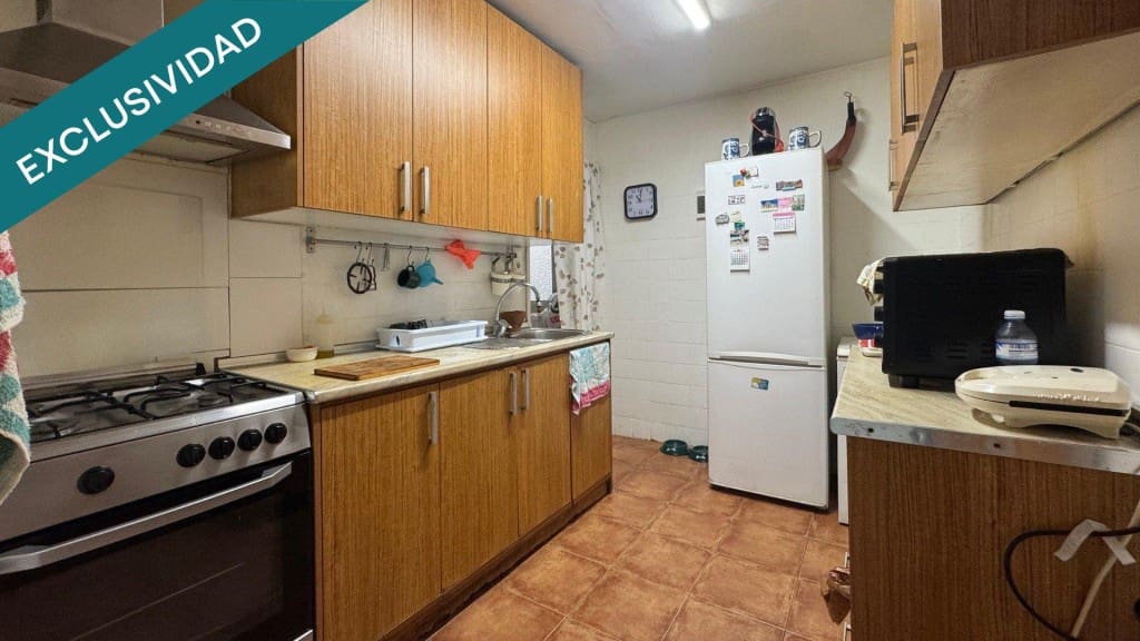 3 bedroom Apartment for sale in Alicante / Alacant city - € 159,000 (Ref: 9524137)