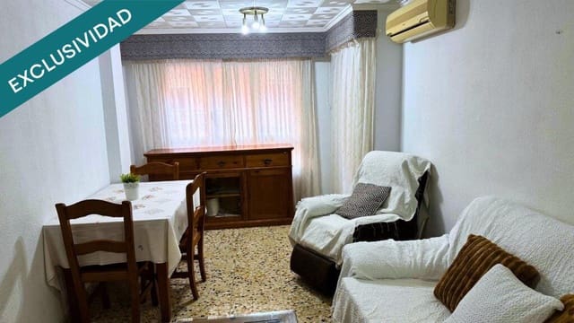 3 bedroom Apartment for sale in Carolinas Altas, Alicante / Alacant city - € 149,000 (Ref: 9524137)