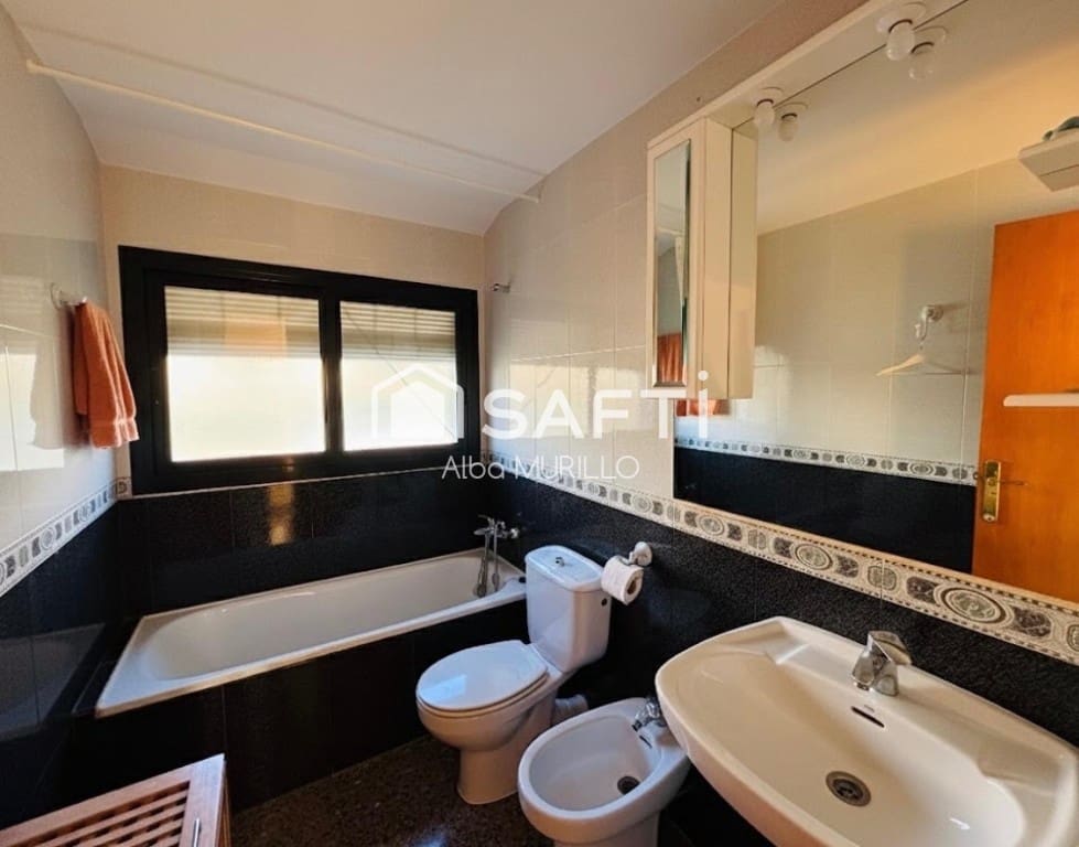 5 soverom Villa til salgs i Sant Pere de Ribes - € 489 000 (Ref: 9524138)