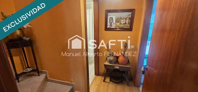 4 soveværelse Rækkehus til salg i Sant Hilari Sacalm med garage - € 298.000 (Ref: 9527553)