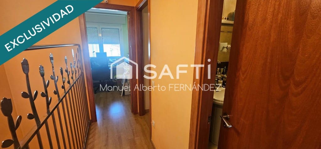 4 soveværelse Rækkehus til salg i Sant Hilari Sacalm med garage - € 298.000 (Ref: 9527553)