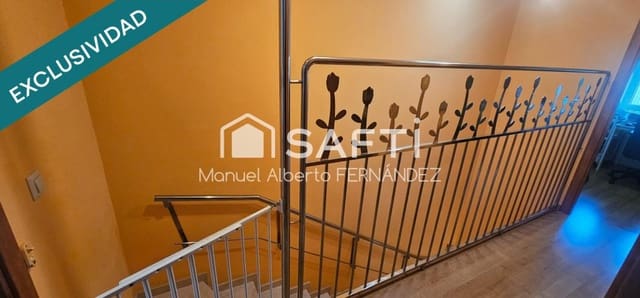 4 soveværelse Rækkehus til salg i Sant Hilari Sacalm med garage - € 298.000 (Ref: 9527553)