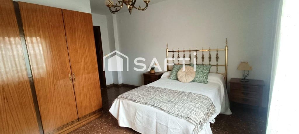 4 slaapkamer Appartement te koop in Valencia stad - € 389.000 (Ref: 9527557)