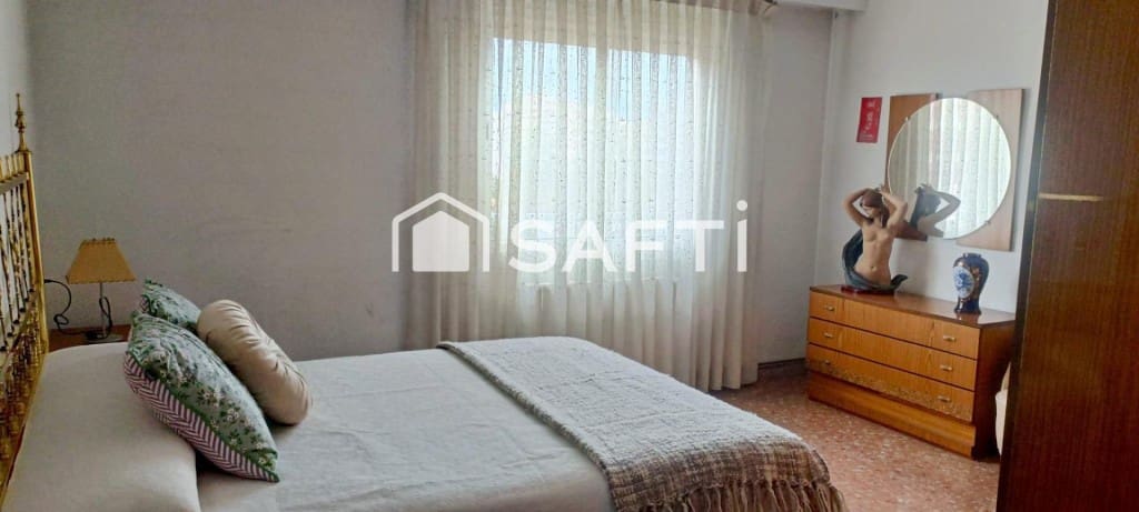 4 slaapkamer Appartement te koop in Valencia stad - € 389.000 (Ref: 9527557)