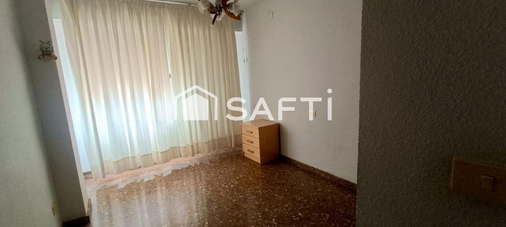 4 slaapkamer Appartement te koop in Valencia stad - € 389.000 (Ref: 9527557)