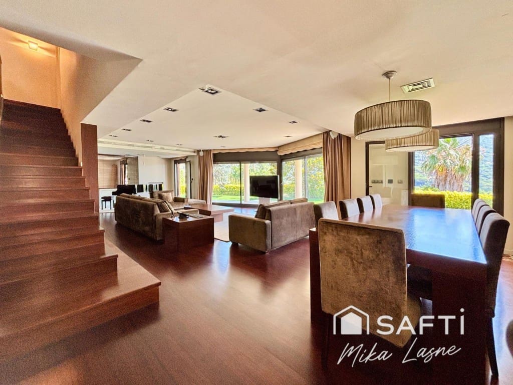 8 sovrum Villa till salu i Cabrils med pool garage - 1 850 000 € (Ref: 9527558)