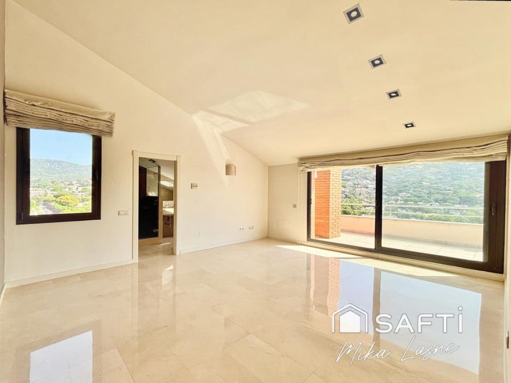 8 sovrum Villa till salu i Cabrils med pool garage - 1 850 000 € (Ref: 9527558)