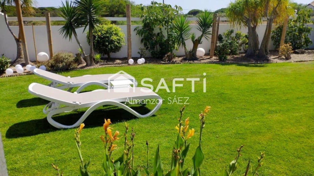 Finca/Casa Rural de 4 habitaciones en Barbate en venta - 3.000.000 € (Ref: 9527560)