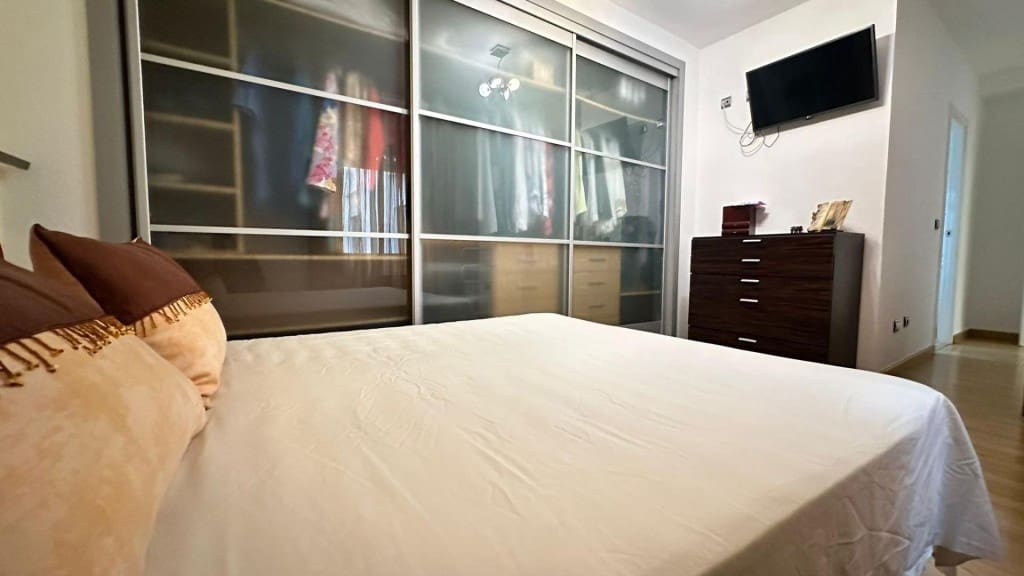 Apartamento de 3 habitaciones en Almoradí en venta - 130.000 € (Ref: 9530605)