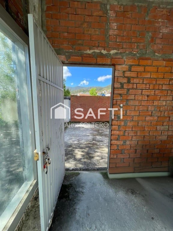 Kommersiell til salgs i Baiona - € 267 000 (Ref: 9530608)