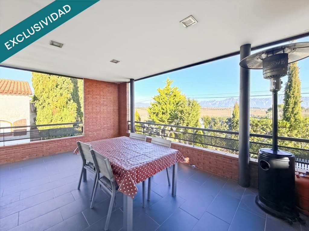 Chalet de 5 habitaciones en Piera en venta con piscina garaje - 550.000 € (Ref: 9530610)
