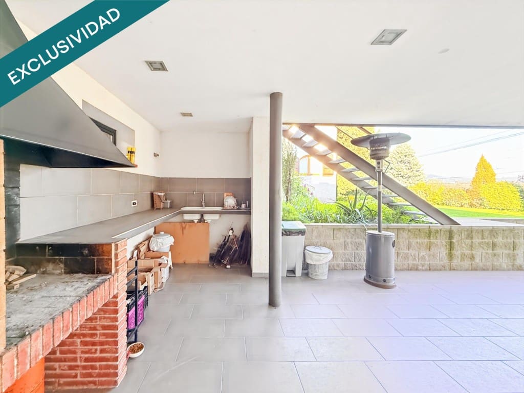 Chalet de 5 habitaciones en Piera en venta con piscina garaje - 550.000 € (Ref: 9530610)