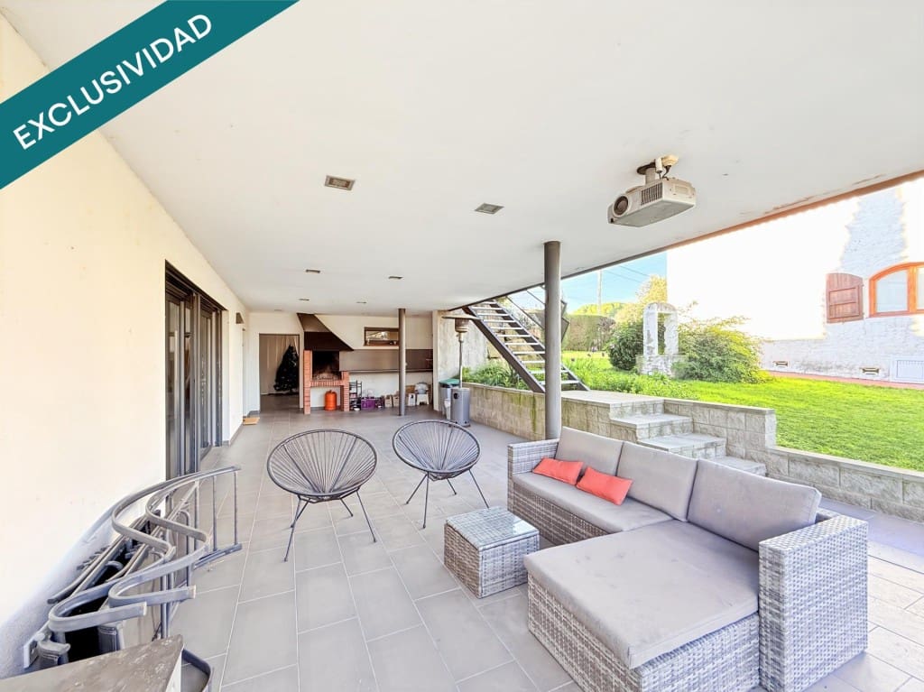 Chalet de 5 habitaciones en Piera en venta con piscina garaje - 550.000 € (Ref: 9530610)