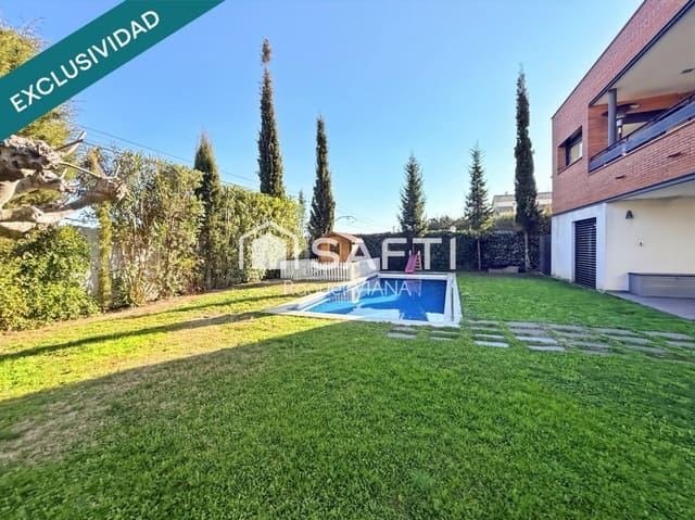 Chalet de 5 habitaciones en Piera en venta con piscina garaje - 550.000 € (Ref: 9530610)