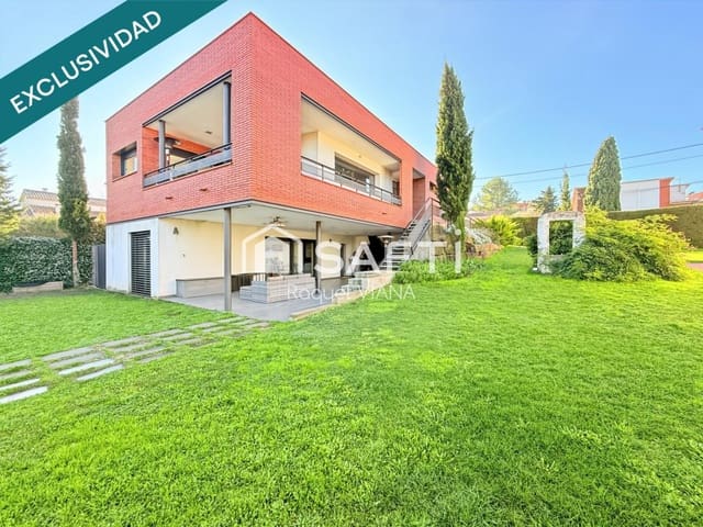 Chalet de 5 habitaciones en Piera en venta con piscina garaje - 550.000 € (Ref: 9530610)
