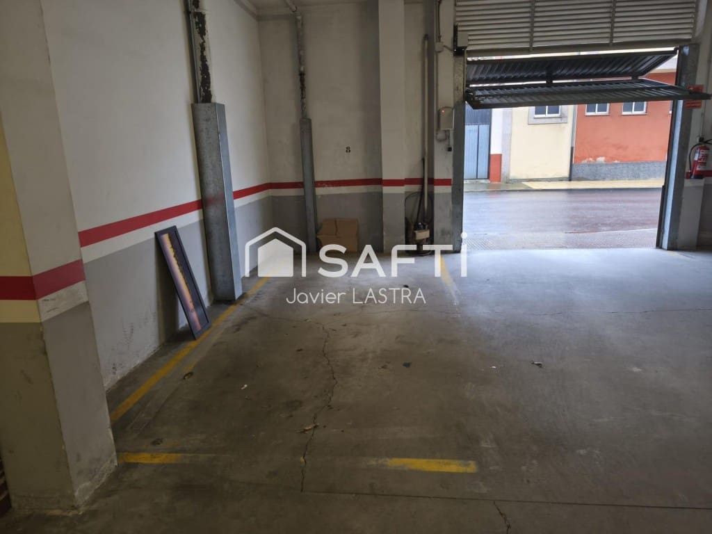 3 bedroom Apartment for sale in Leon city - € 150,000 (Ref: 9530613)